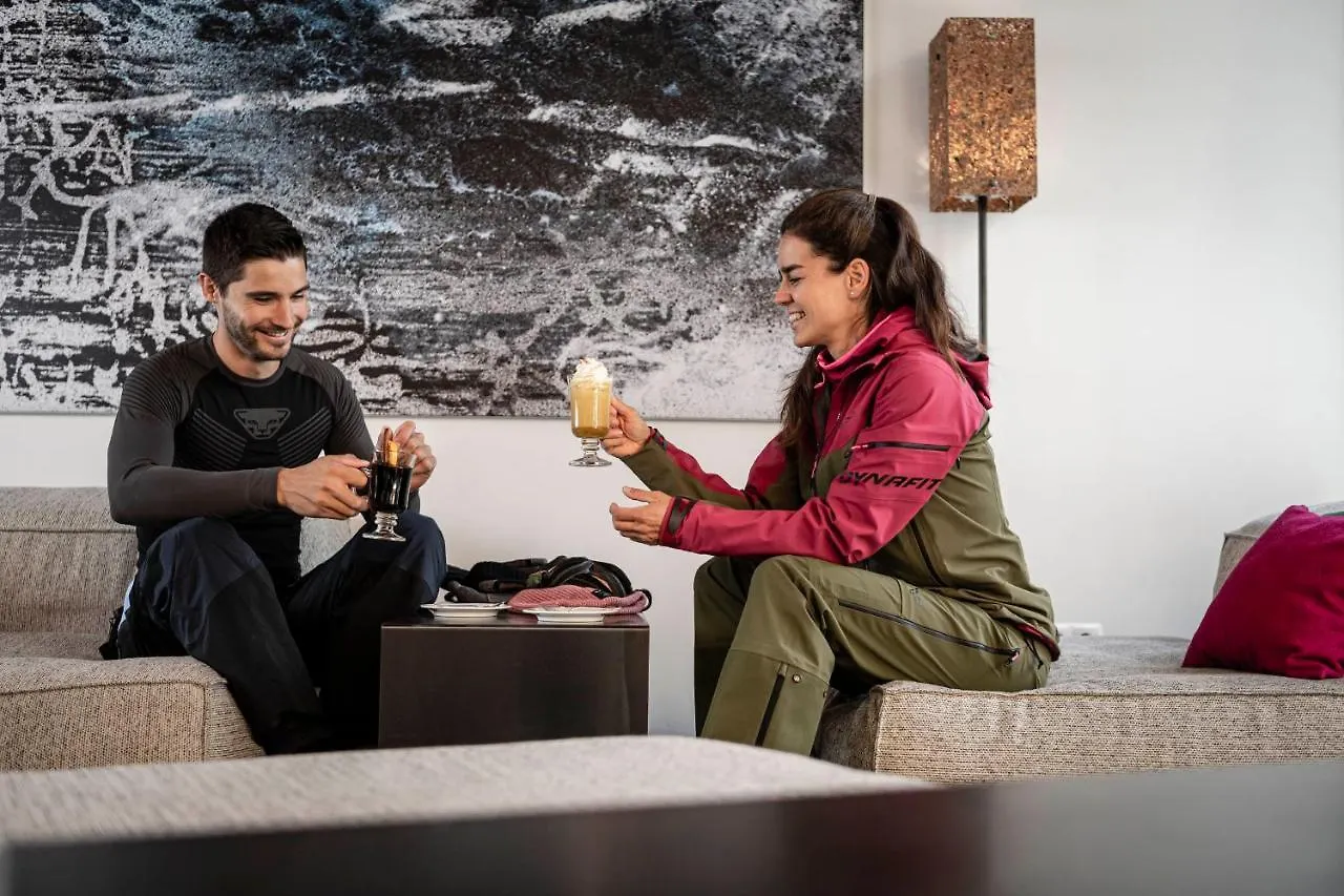 **** Hotel Die Berge Lifestyle-Hotel Soelden Austria