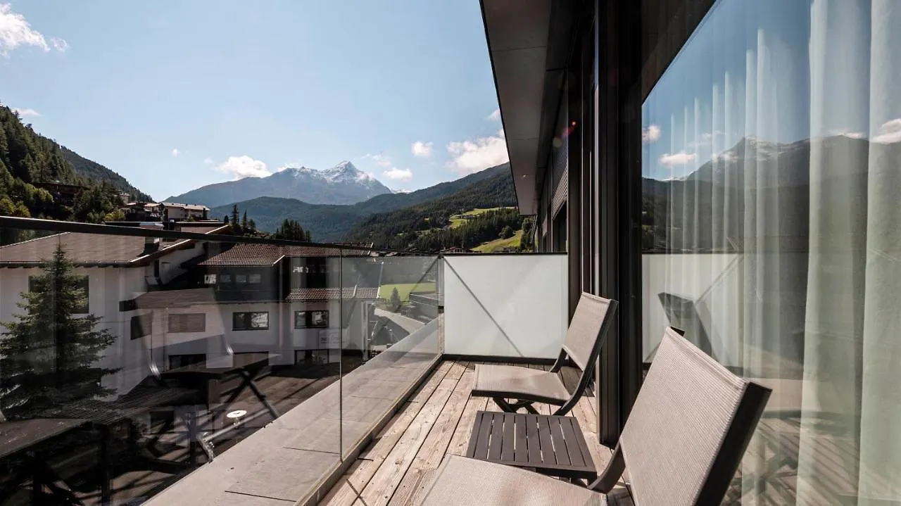 Die Berge Lifestyle-Hotel Soelden Austria