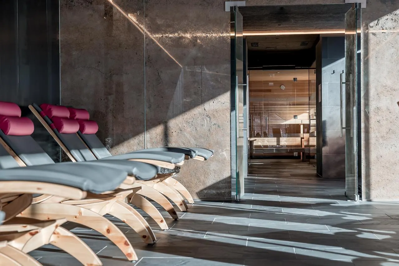 Die Berge Lifestyle-Hotel Soelden Hotel Sölden